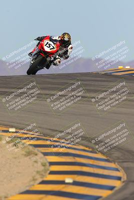media/Sep-25-2023-Moto Forza (Mon) [[81ffa65e0a]]/A Group/Session 2 (Turns 9 and 10)/